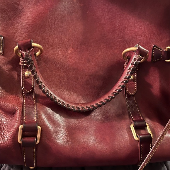 Dooney & Bourke Florentine LARGE Satchel in burgundy color EUC - Picture 2 of 13
